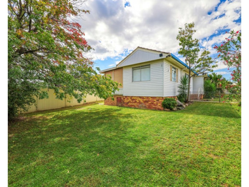25 John Street, Tamworth NSW 2340