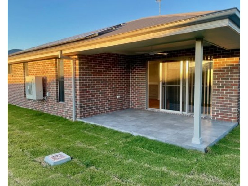 5 Evesham Circuit, Tamworth NSW 2340