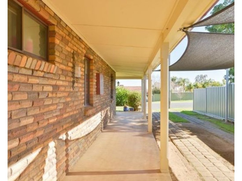 4 Karenvar Avenue, Tamworth NSW 2340