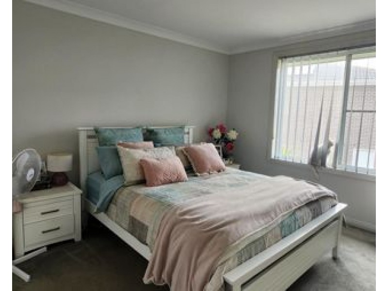 8 Conimbla Cres, Tamworth NSW 2340