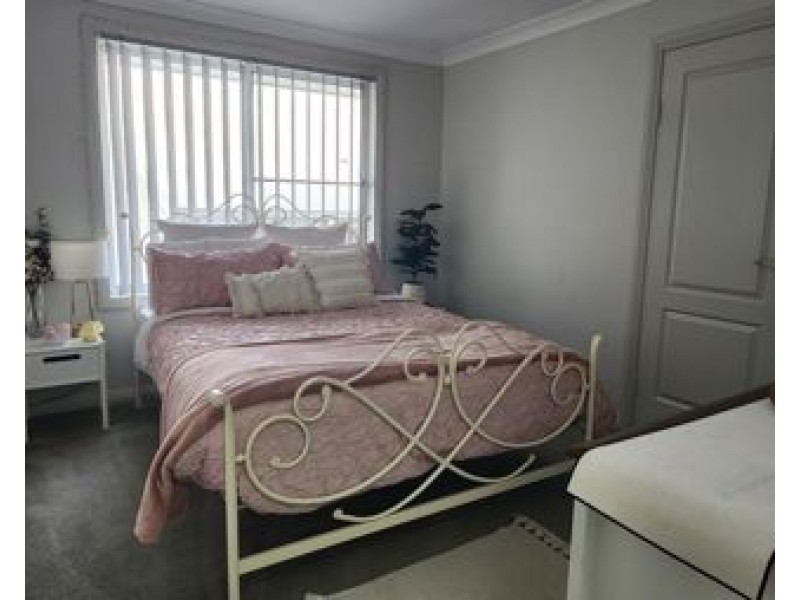 8 Conimbla Cres, Tamworth NSW 2340