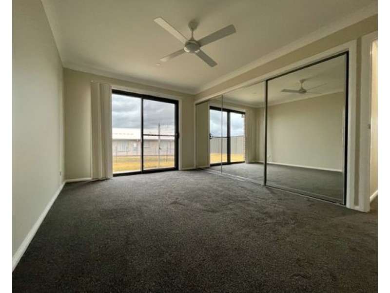 33A Peppercress Court, Tamworth NSW 2340