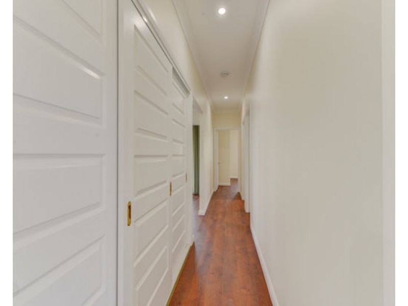 2/9 Wollemi Close, Tamworth NSW 2340