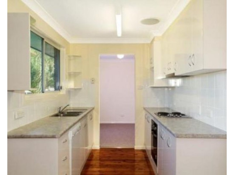 11 Boronia Drive, Tamworth NSW 2340