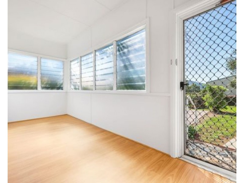 15 Hilton Street, Tamworth NSW 2340
