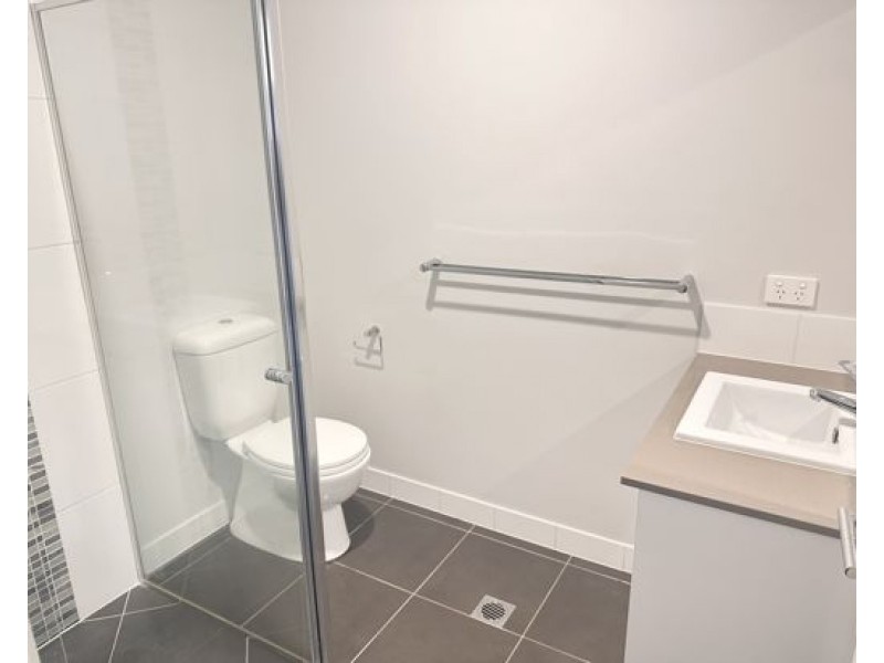 1/56 Tulipwood Cresent, Tamworth NSW 2340
