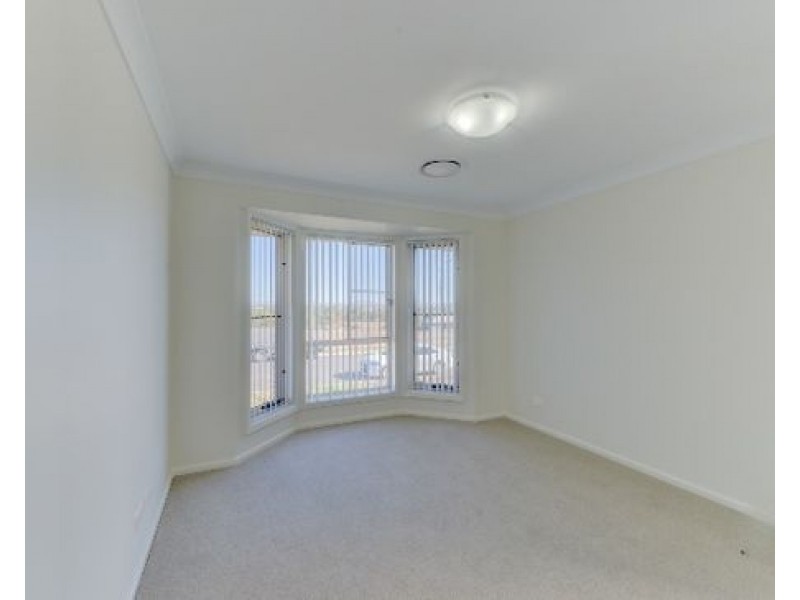 2/5 Francis Avenue, Tamworth NSW 2340