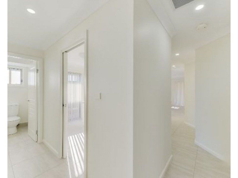 2/5 Francis Avenue, Tamworth NSW 2340