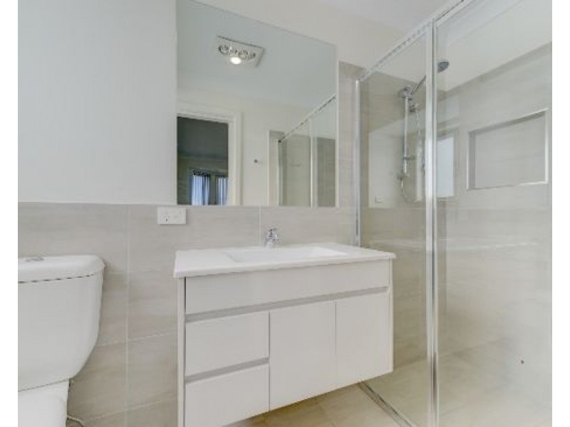 2/5 Francis Avenue, Tamworth NSW 2340