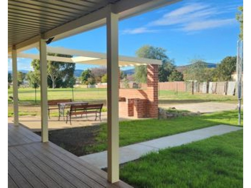 10 Frank Street, Tamworth NSW 2340