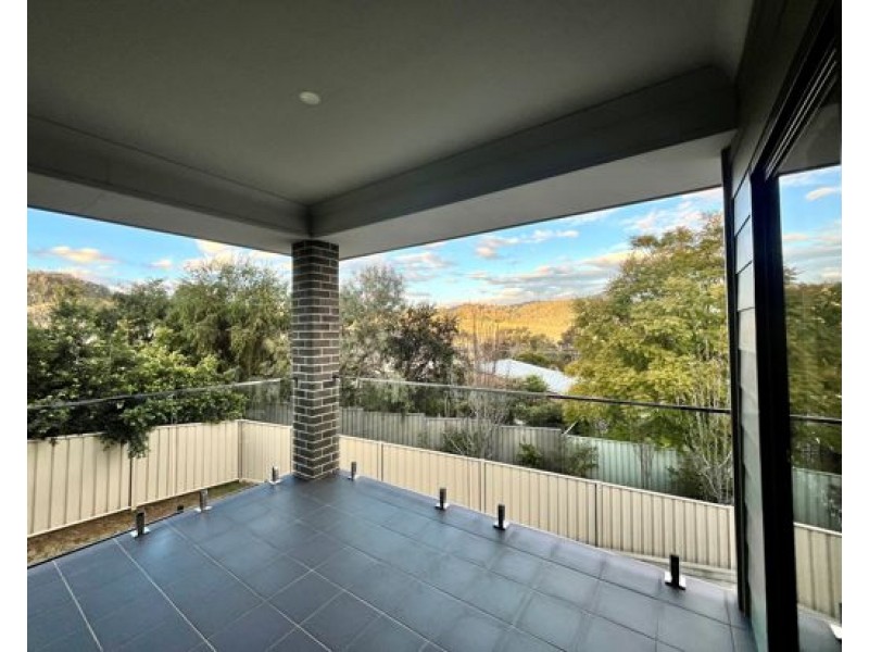 2/34 Oliver Street, Tamworth NSW 2340