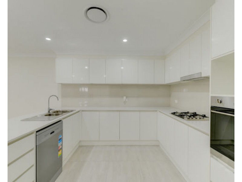 2/3 Francis Avenue, Tamworth NSW 2340