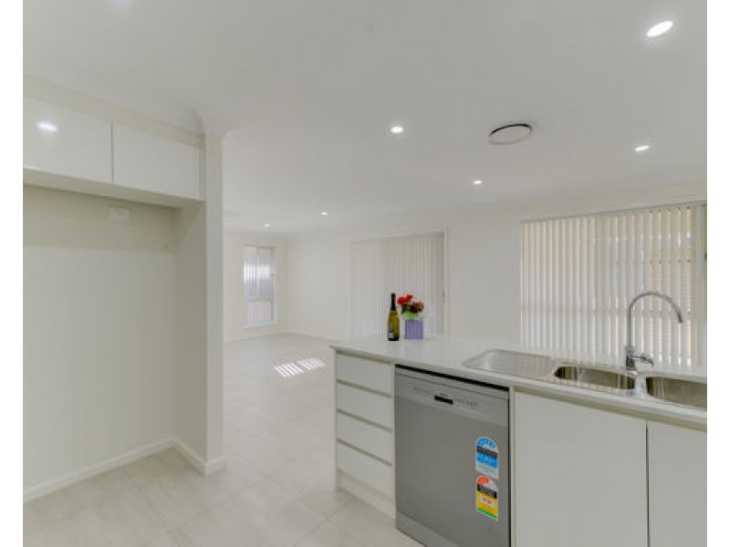 2/3 Francis Avenue, Tamworth NSW 2340