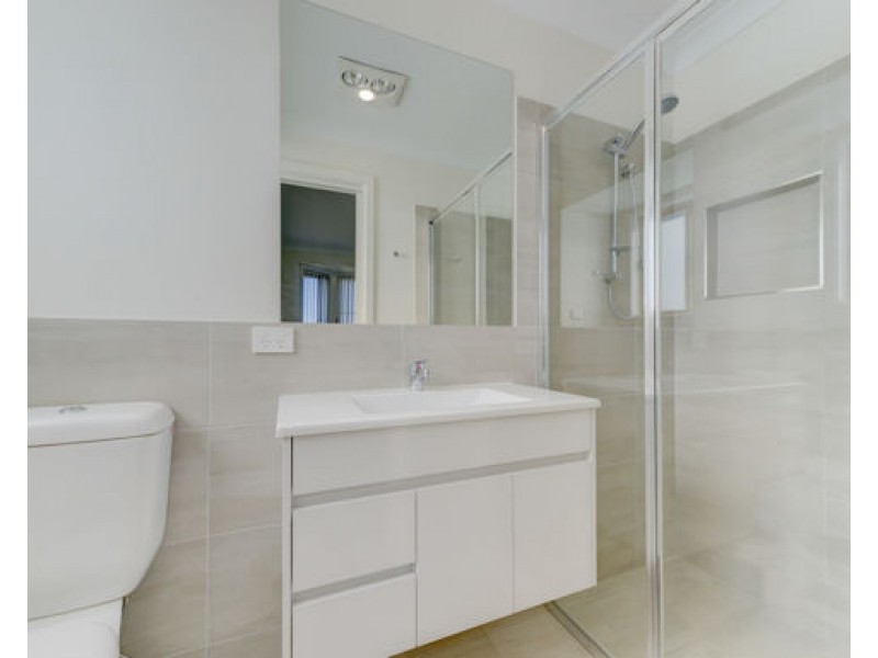 2/3 Francis Avenue, Tamworth NSW 2340
