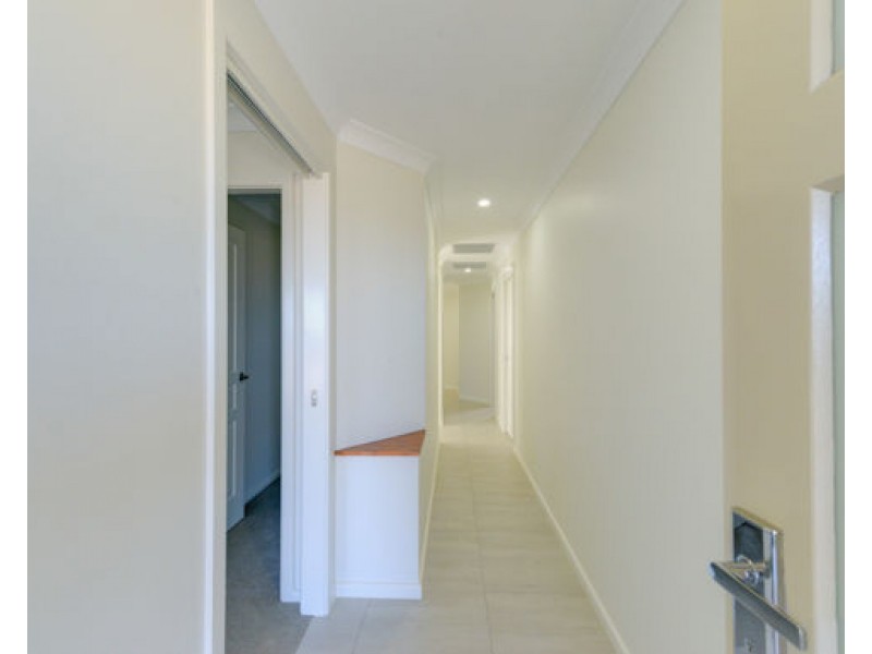 2/3 Francis Avenue, Tamworth NSW 2340
