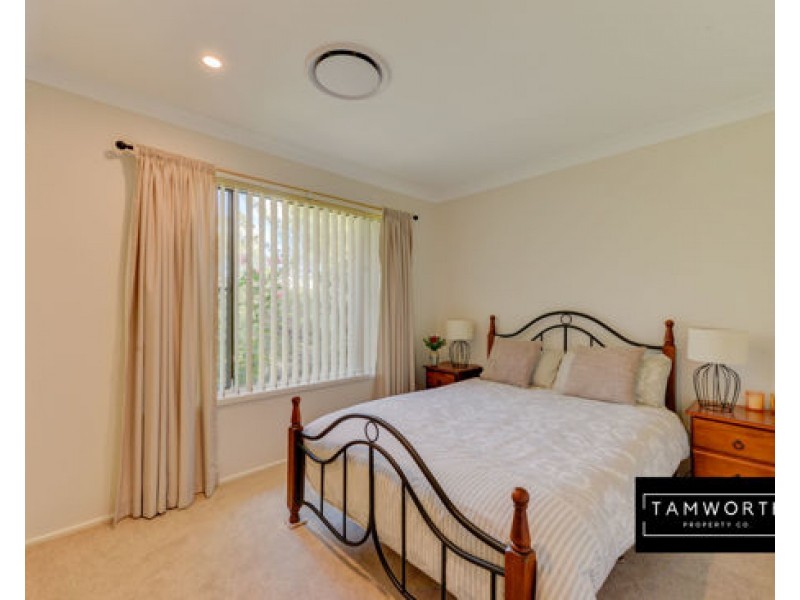 13 Craigends Place, Tamworth NSW 2340