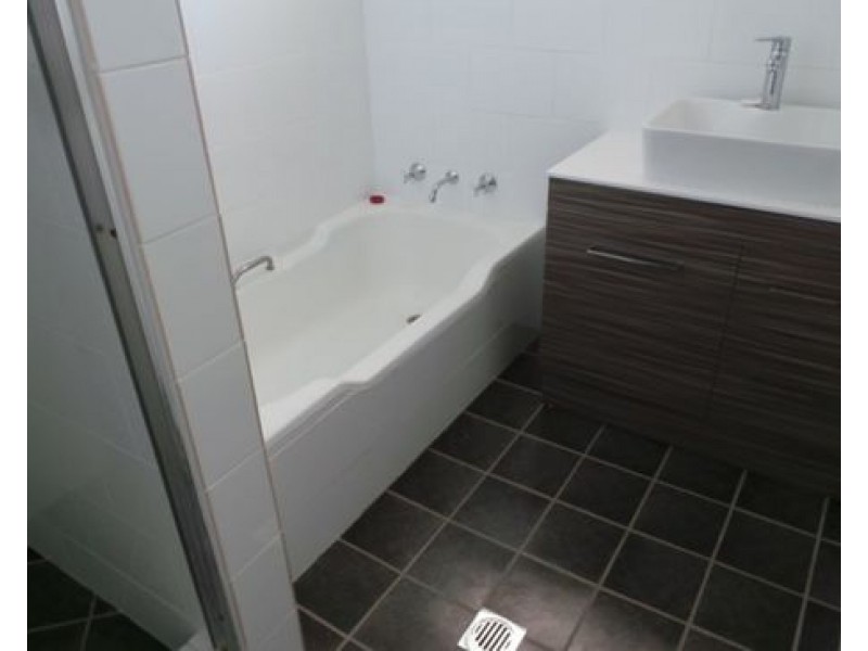 27 Mornington Crescent, Tamworth NSW 2340