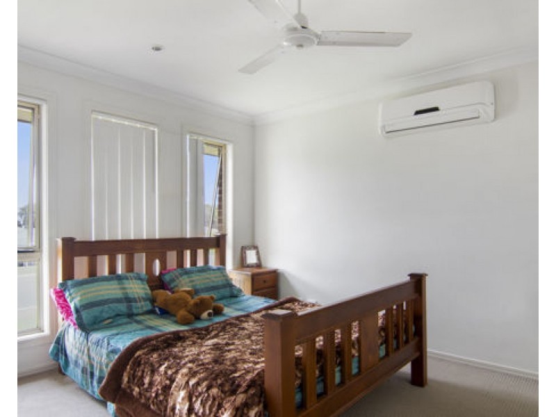 20 Regal Park Drive, Tamworth NSW 2340