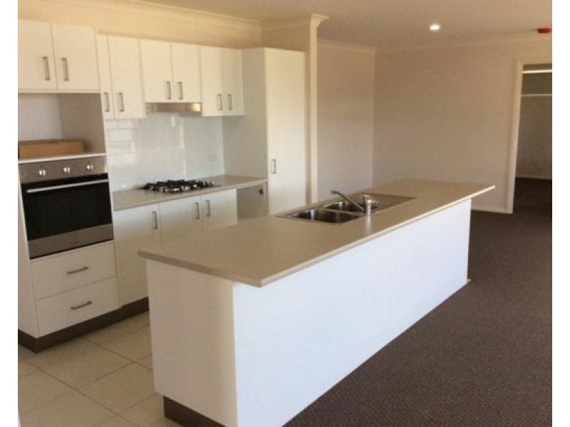 81 Denman Avenue, Kootingal NSW 2352