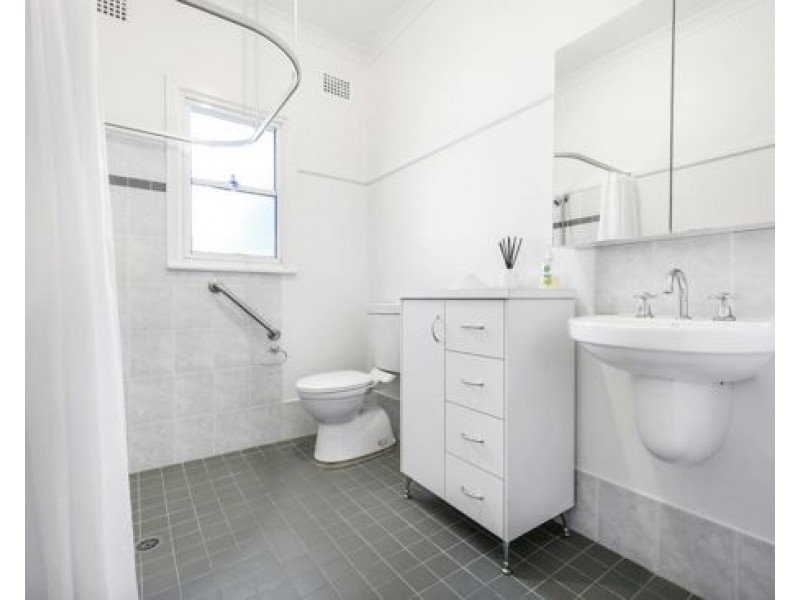 15 Hilton Street, Tamworth NSW 2340