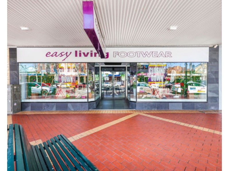 284 Peel Street, Tamworth NSW 2340