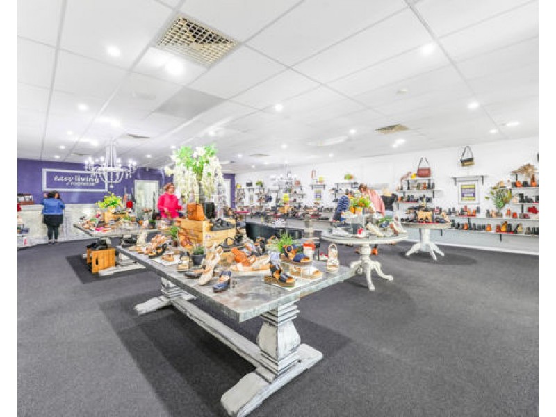 284 Peel Street, Tamworth NSW 2340