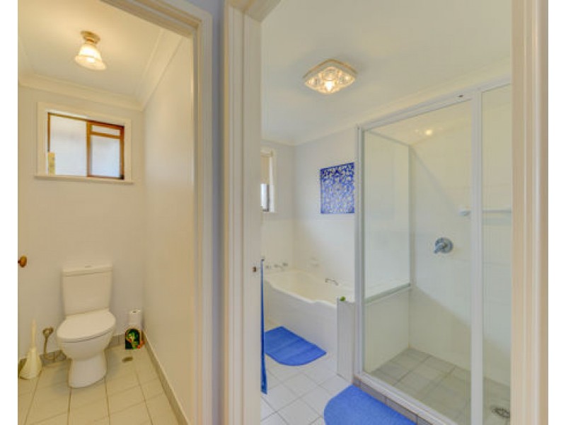 19 Waree Drive, Tamworth NSW 2340