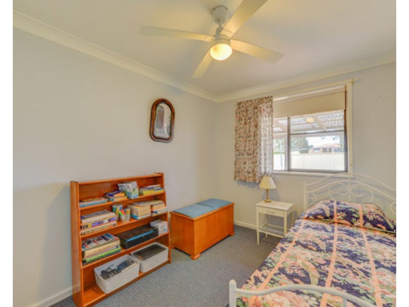 19 Waree Drive, Tamworth NSW 2340