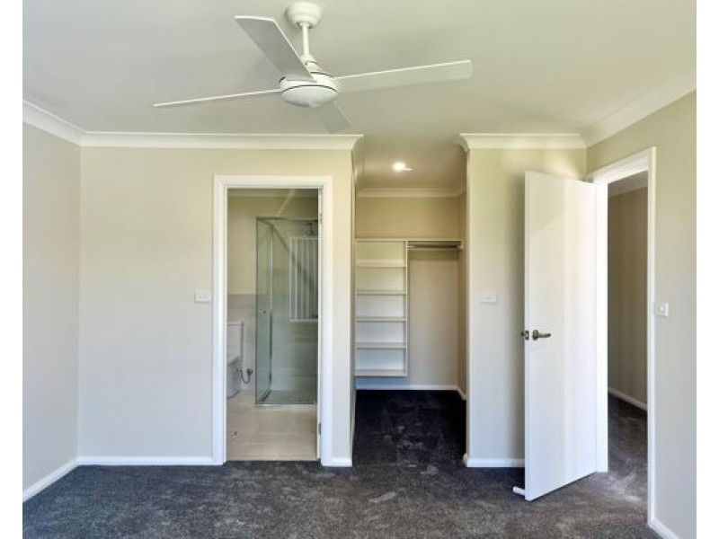 86 Evesham Circuit, Tamworth NSW 2340