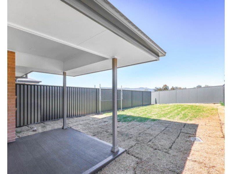 2/35 Rosella Avenue, Tamworth NSW 2340