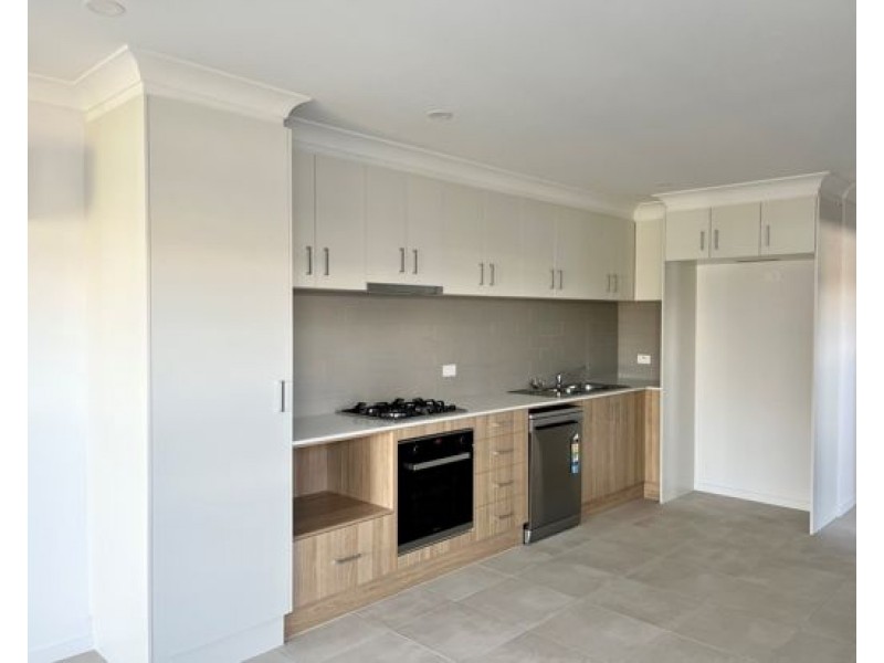 2/20 Idyllic Street, Tamworth NSW 2340