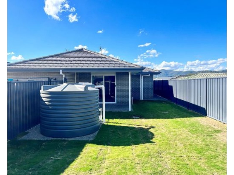 2/20 Idyllic Street, Tamworth NSW 2340