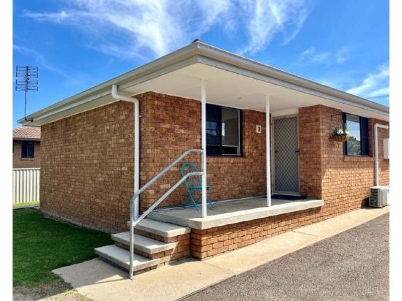 2/9 Karwin Street, Tamworth NSW 2340