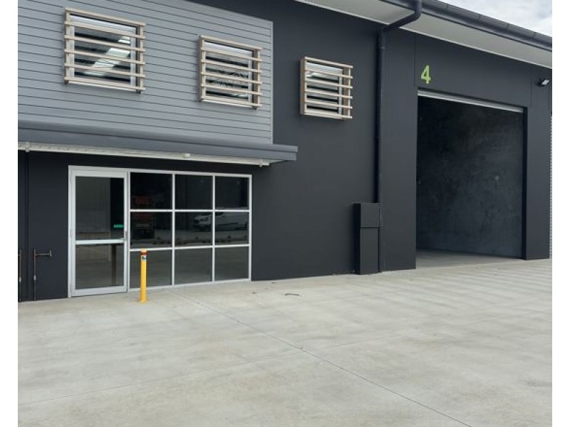 4/10 Curtiss Close, Tamworth NSW 2340