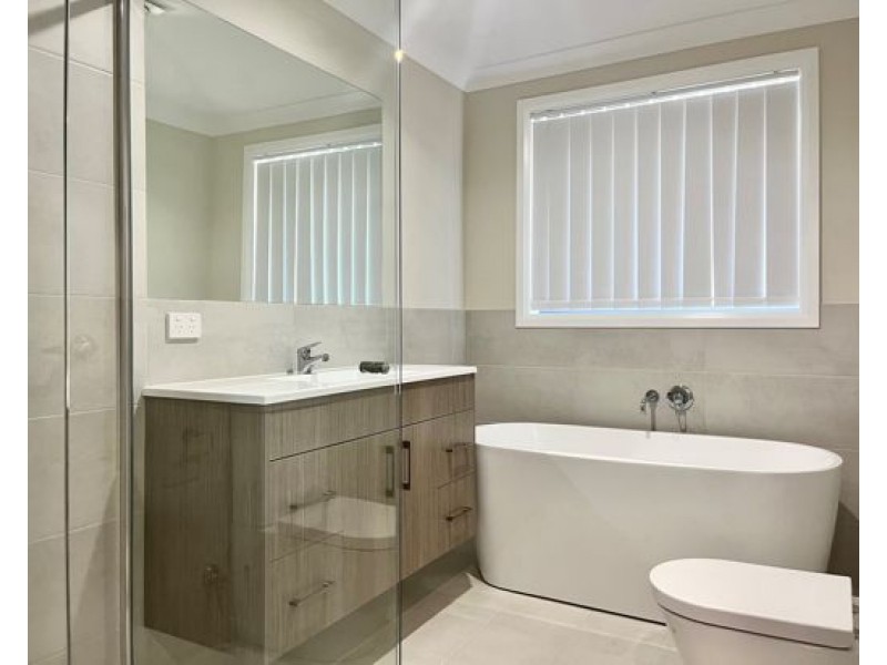 20 Cliffdale Place, Kootingal NSW 2352