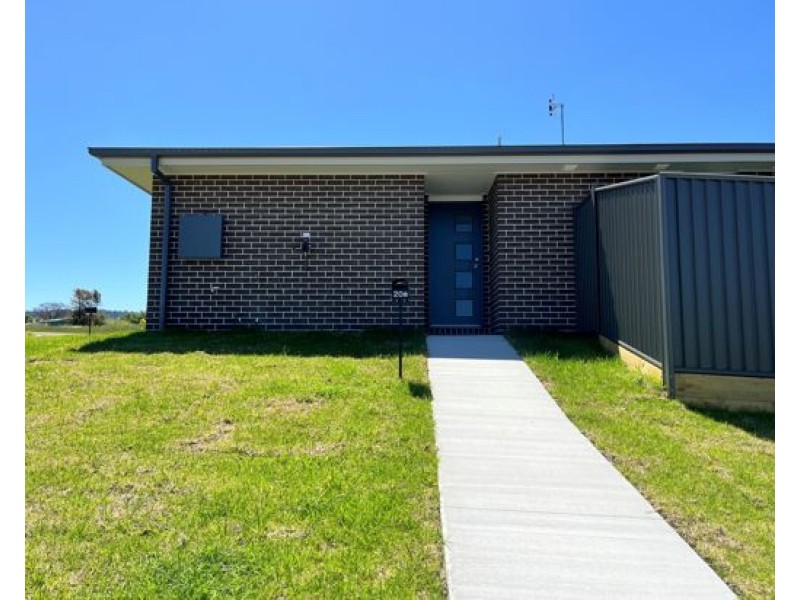 20a Cliffdale Place, Kootingal NSW 2352