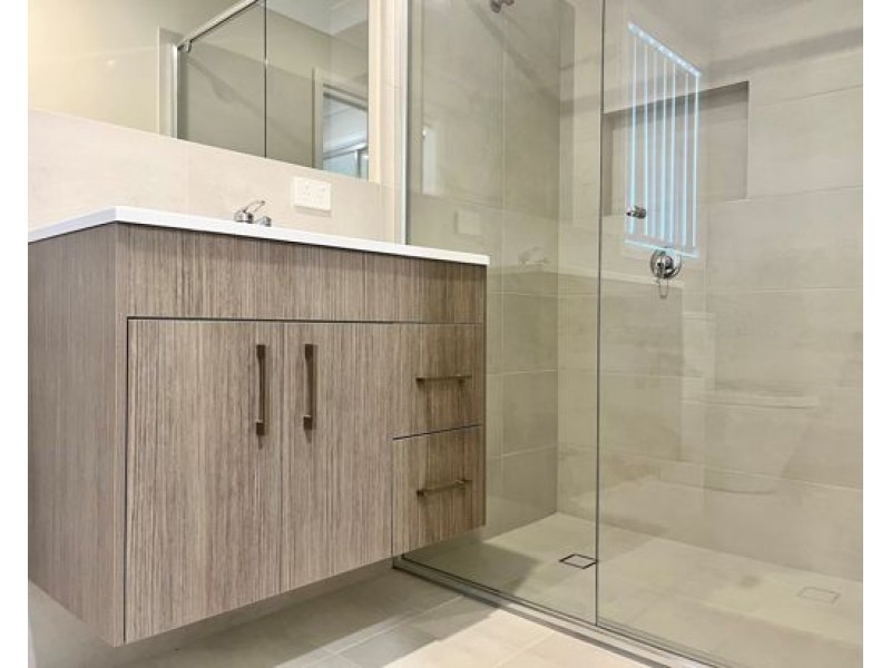 20a Cliffdale Place, Kootingal NSW 2352