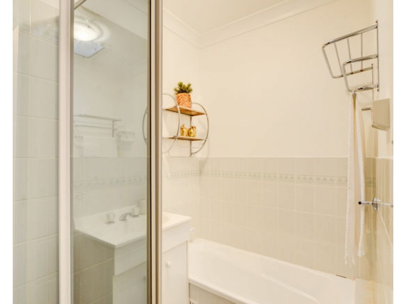 2/12 Curlew Crescent, Tamworth NSW 2340