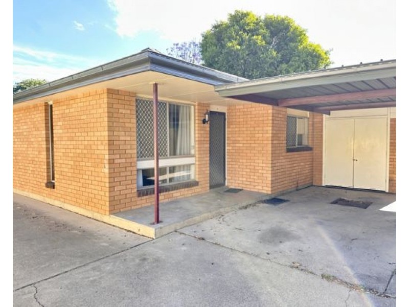 2/25 Margaret Street, Tamworth NSW 2340