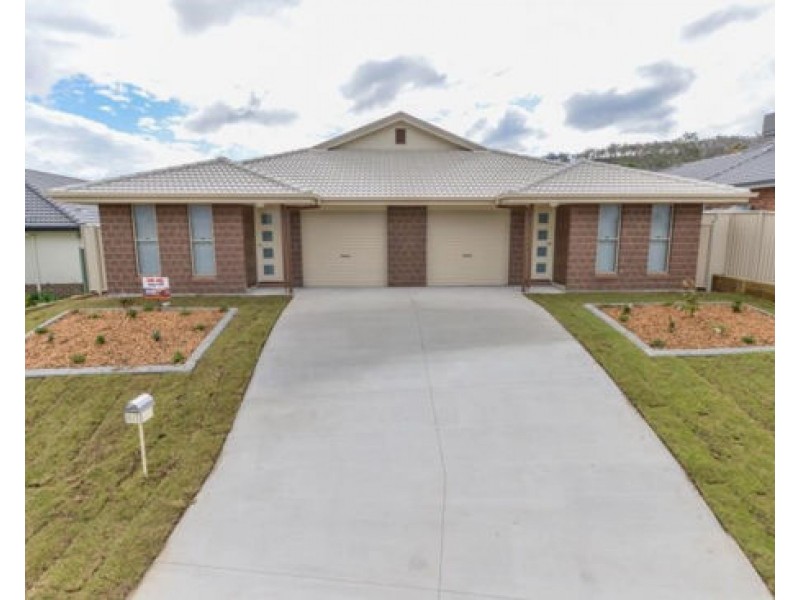 2/10 Banksia Street, Tamworth NSW 2340