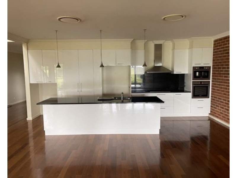 3/74a The Heights, Tamworth NSW 2340