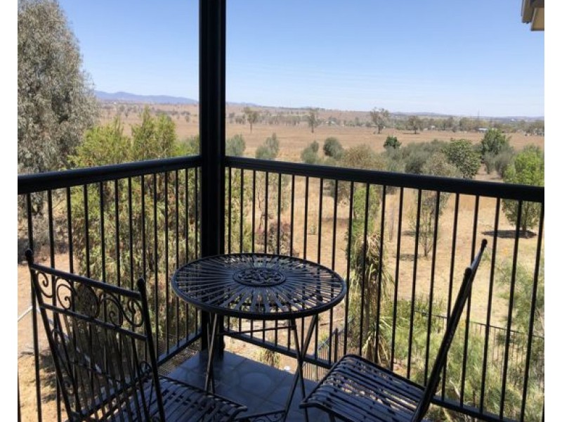 3/74a The Heights, Tamworth NSW 2340