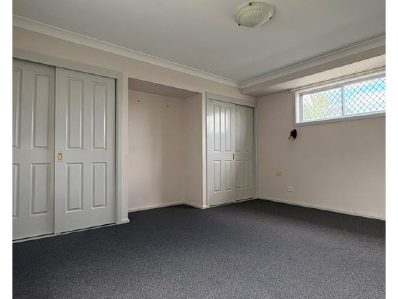 56 Oak Street, Tamworth NSW 2340