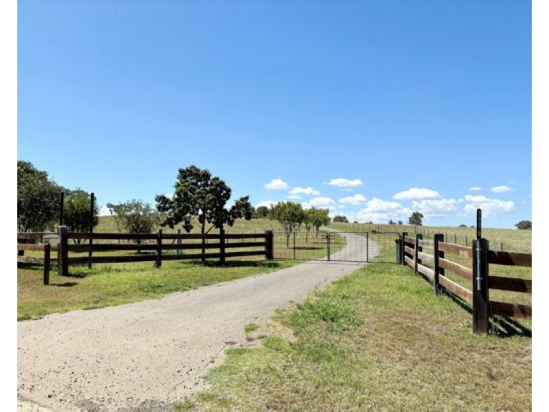 696 Burgmann’s Lane, Tamworth NSW 2340