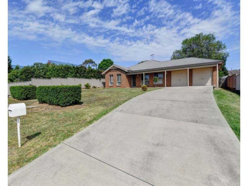 42 Campbell Road, Tamworth NSW 2340