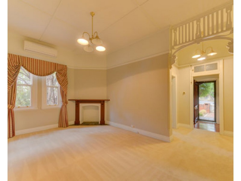 52 Roderick Street, Tamworth NSW 2340