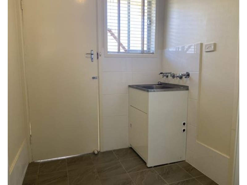 2/6 Rawson Avenue, Tamworth NSW 2340