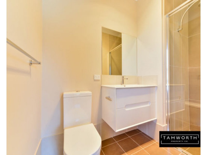 1/3 Ventnor Drive, Tamworth NSW 2340