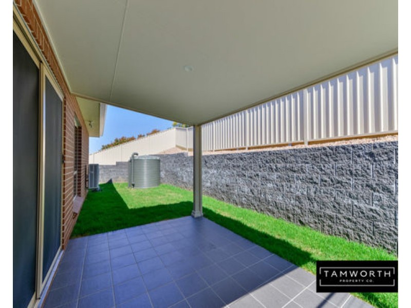 1/3 Ventnor Drive, Tamworth NSW 2340