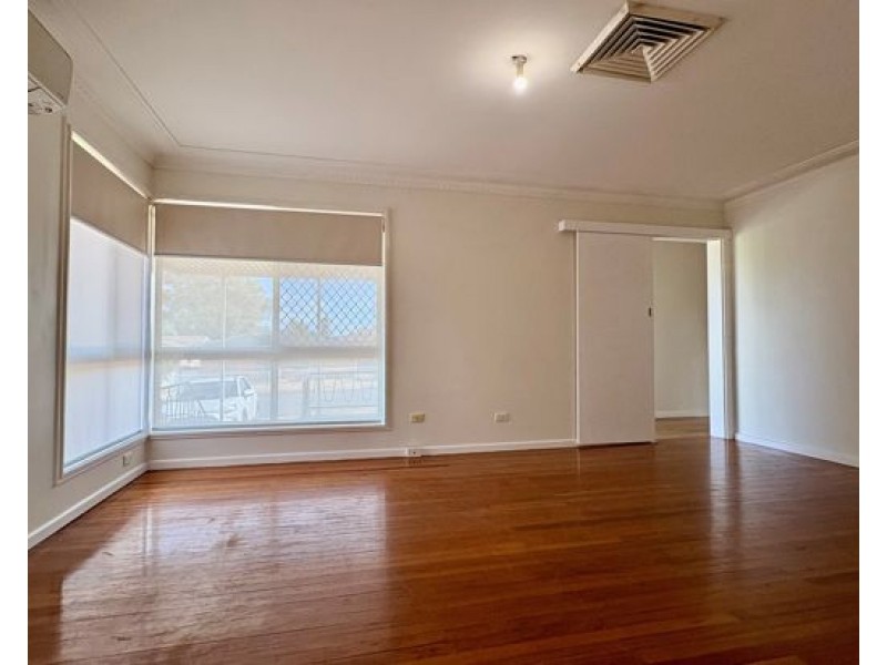 24 Arinya Street, Tamworth NSW 2340